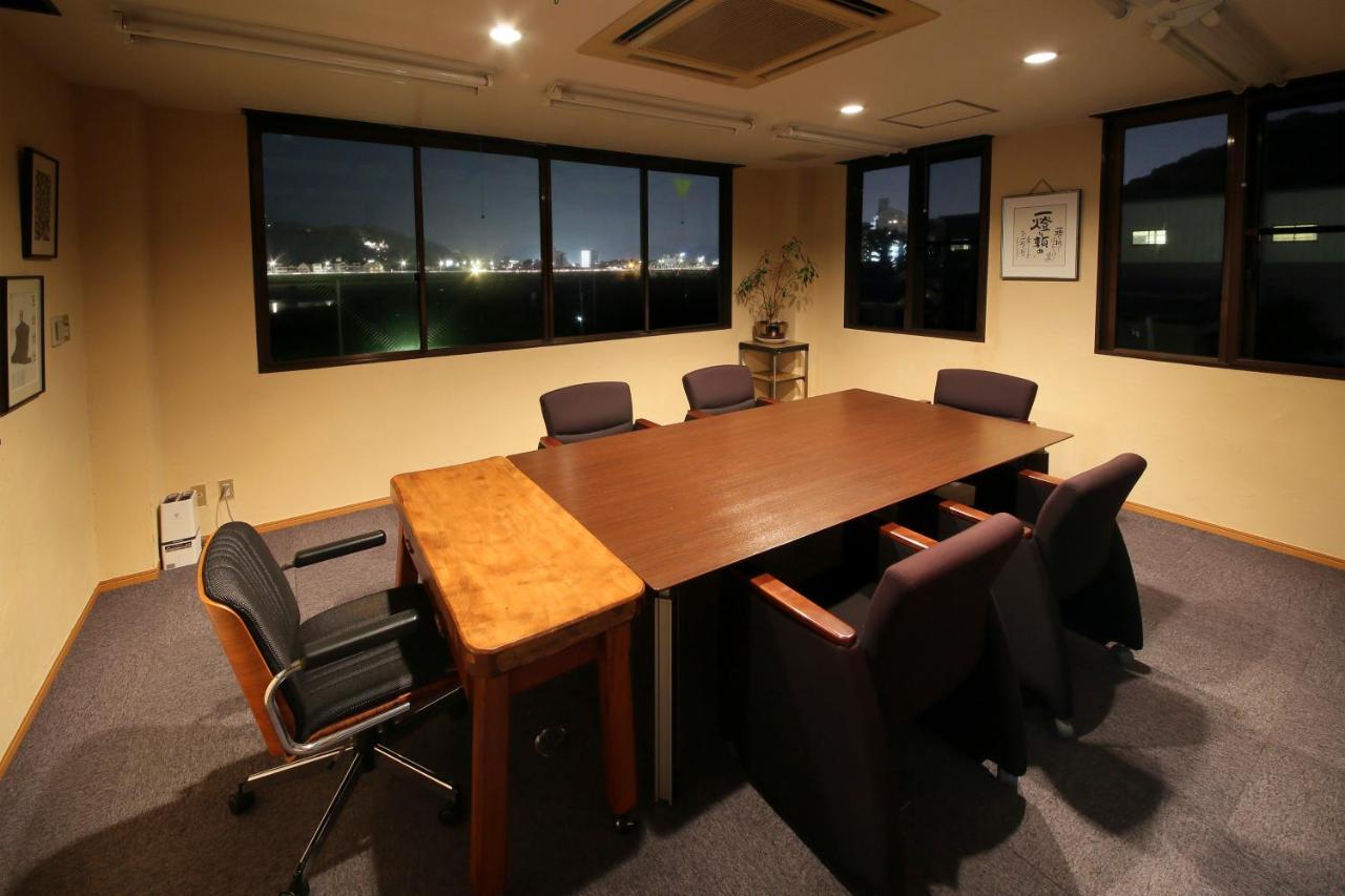 Business Hotel New Daiei Ashikaga Eksteriør billede